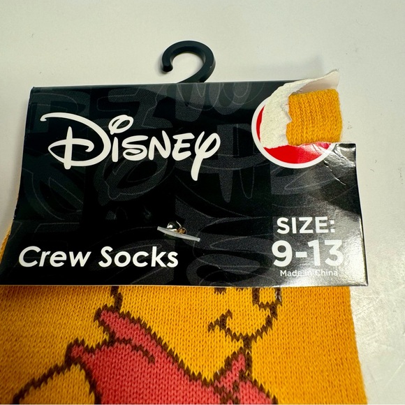 New Disney Adult Winnie Pooh Crew Socks Yellow Size 9-13 - Picture 2 of 10
